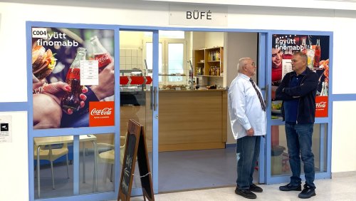 Újra nyitva a büfé